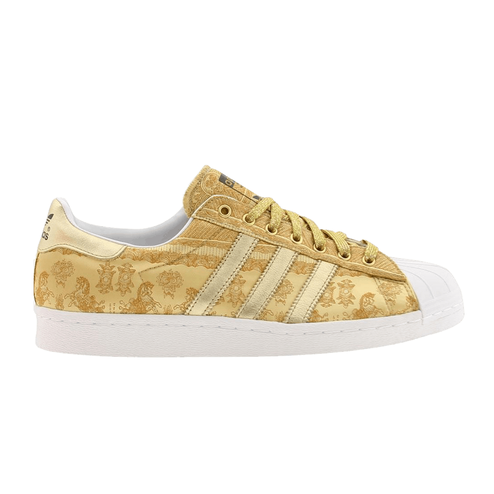 Adidas originals men's superstar 80's outlet year of the horse gold/white