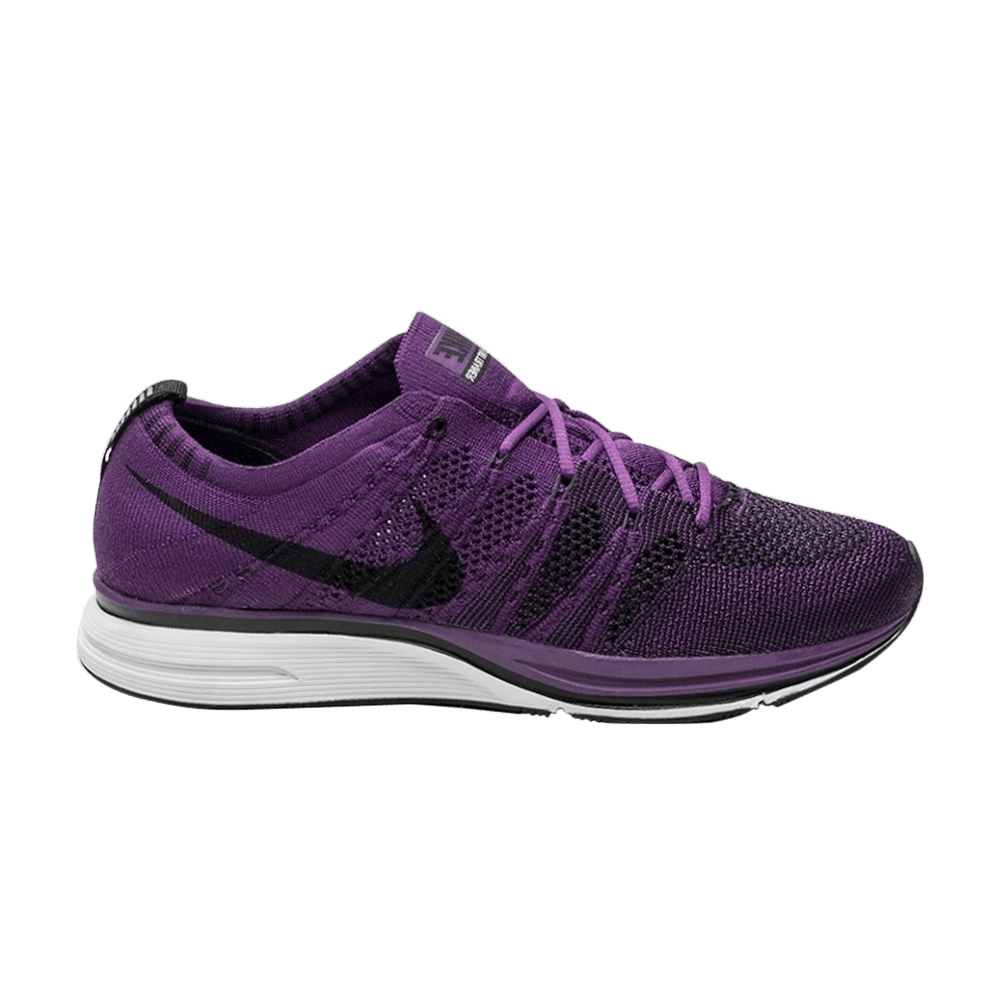 flyknit trainer purple