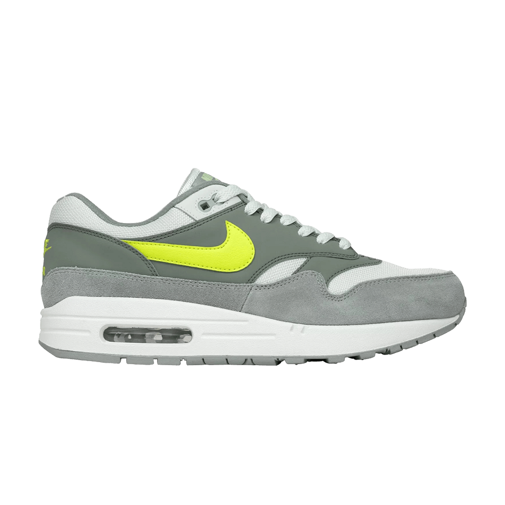 Official Images // Nike Air Max 1 Mica Green