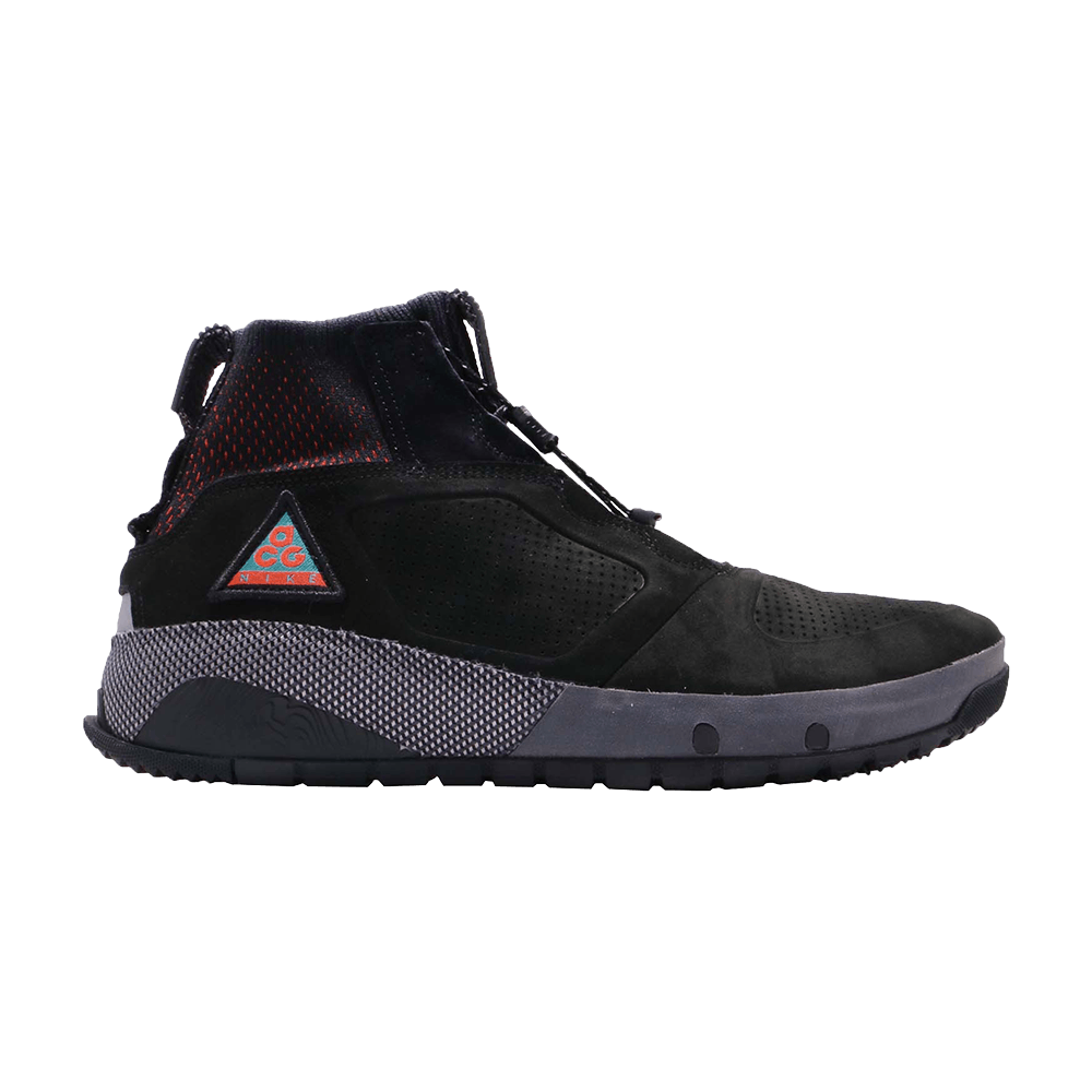 nike acg ruckel ridge black habanero red