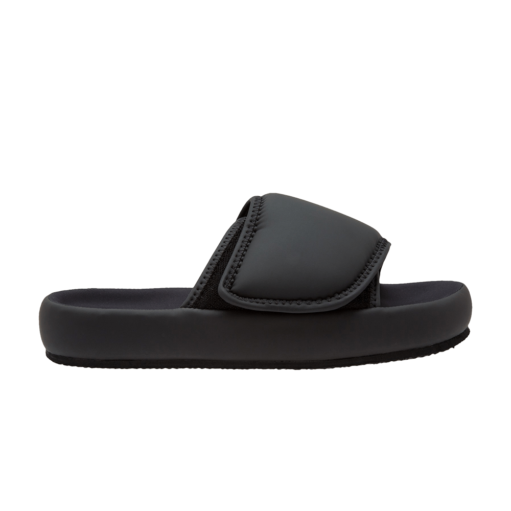 yeezy slippers black