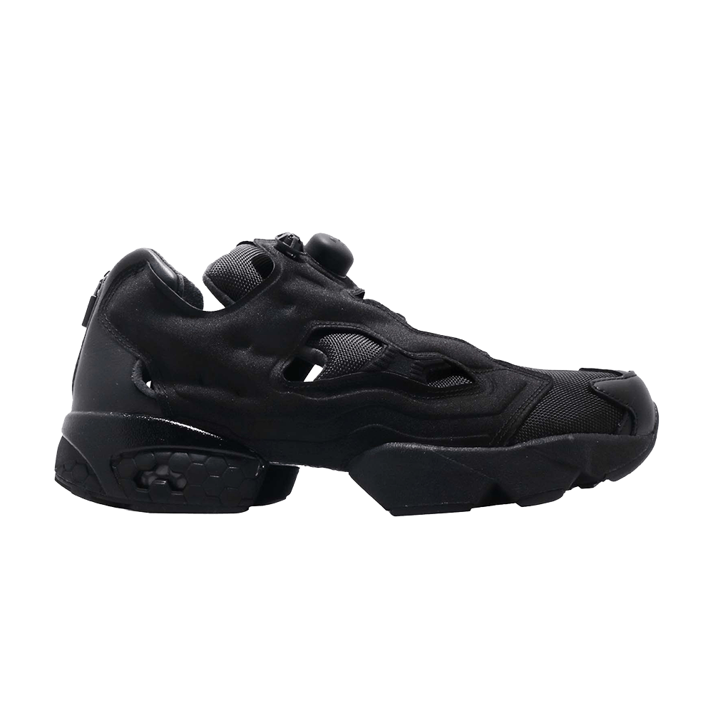 reebok insta pump fury triple black