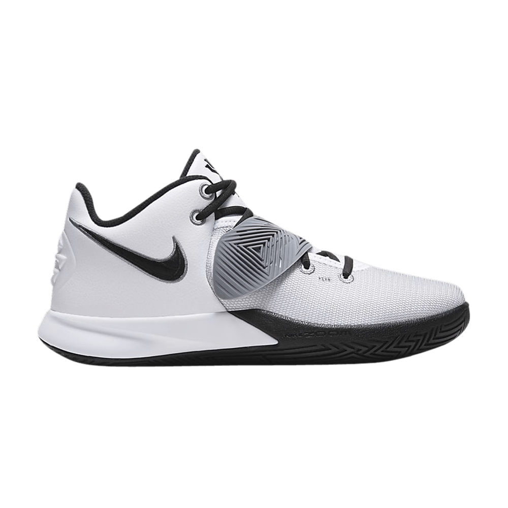 kyrie flytrap black white