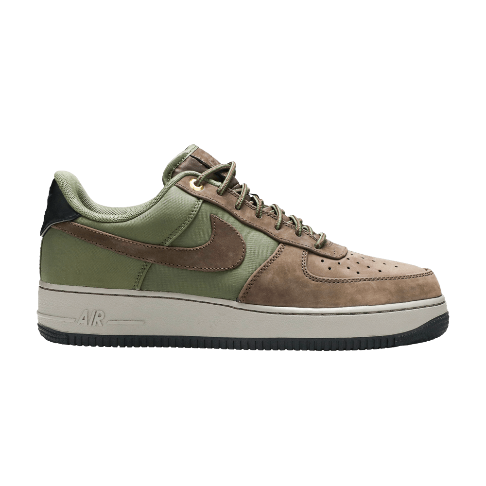 beef and broccoli nike boots
