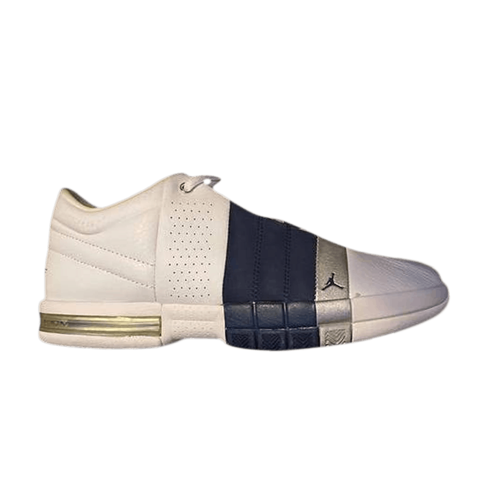 Buy Jordan Team Elite Low White Midnight Navy 305931 141 GOAT CA