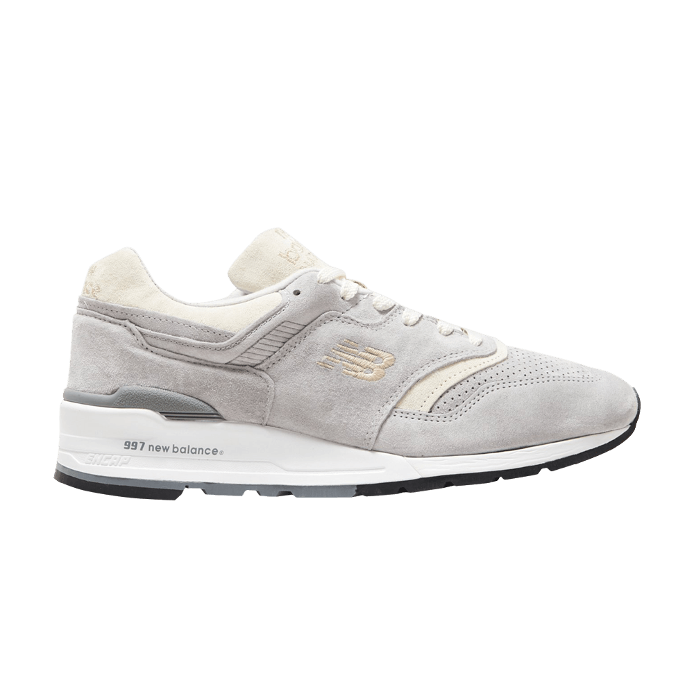 new balance chalk stripe