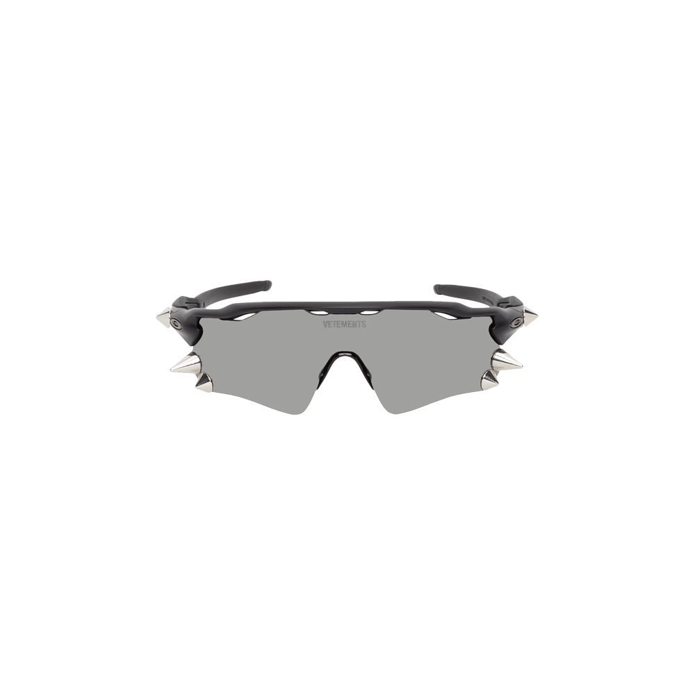 Buy Vetements x Oakley Spikes 200 Sunglasses 'Black/Silver