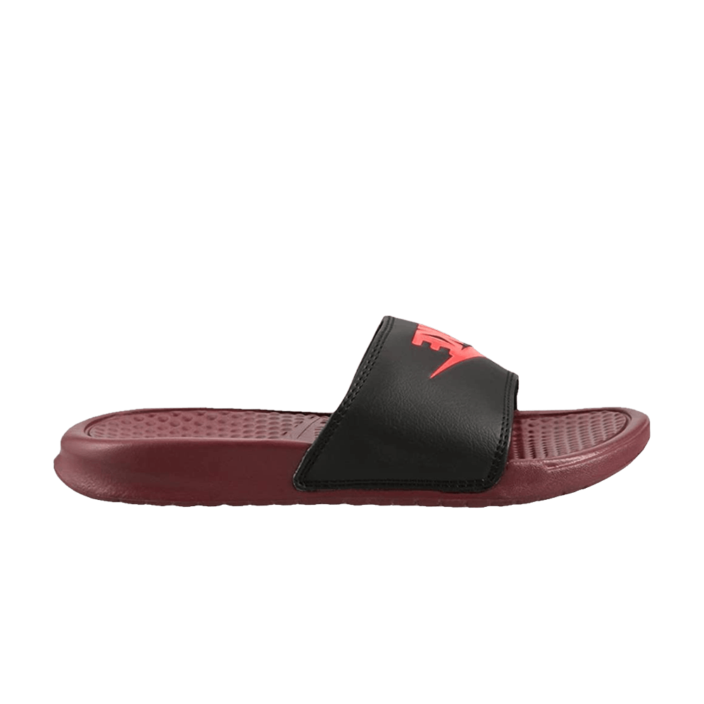Nike benassi black and red outlet