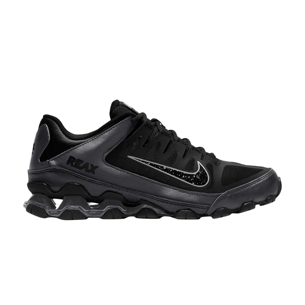 Nike reax black and white outlet
