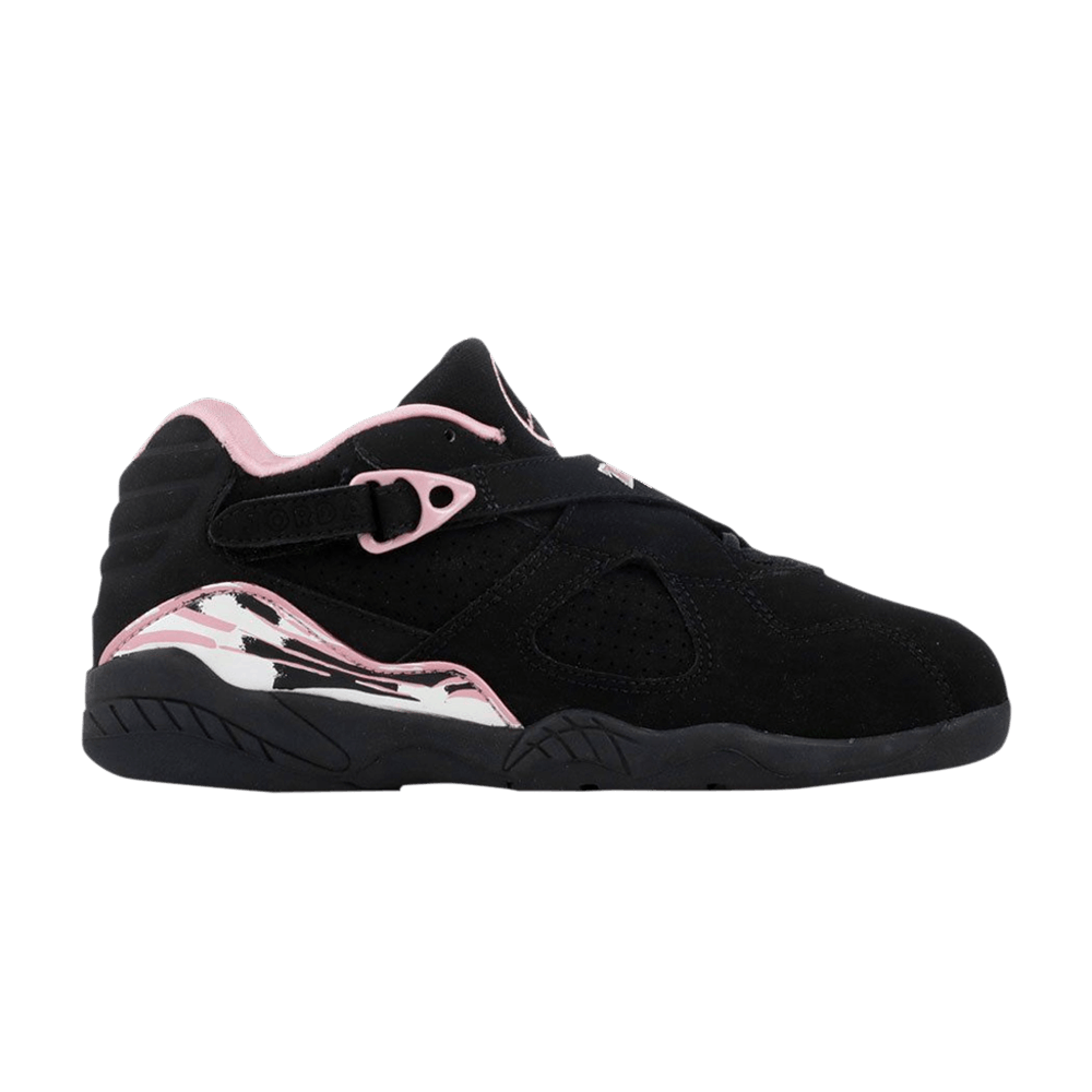 Jordan deals 8 low