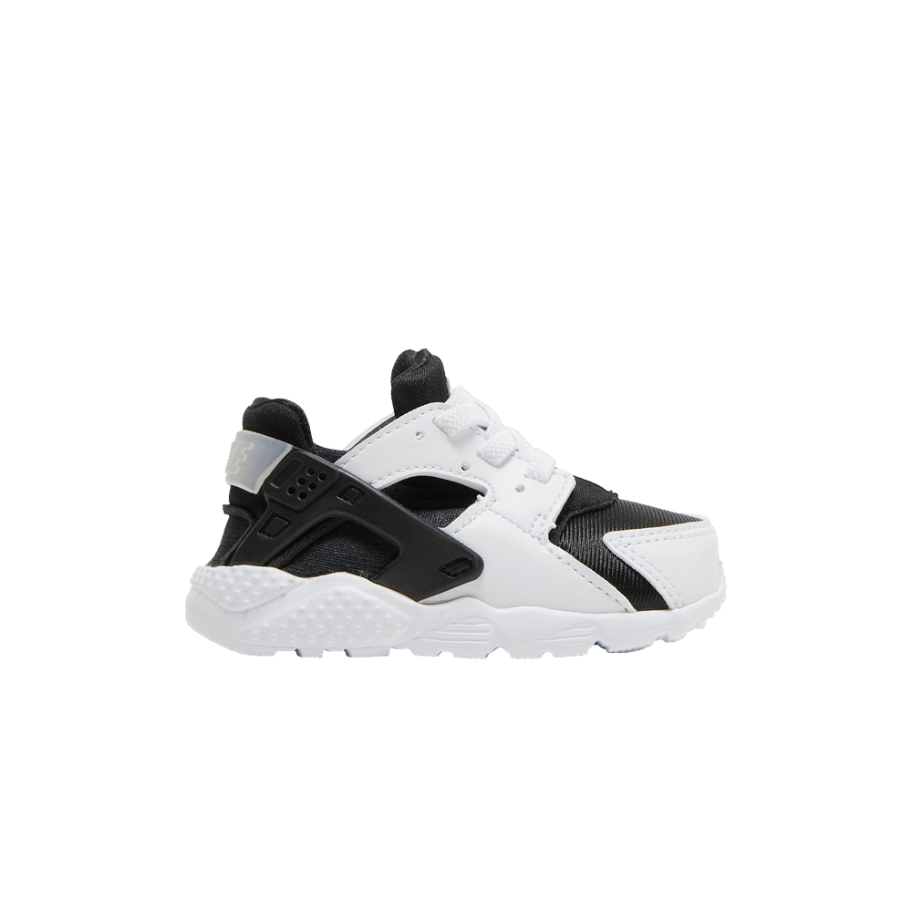 Black and white huaraches boys top