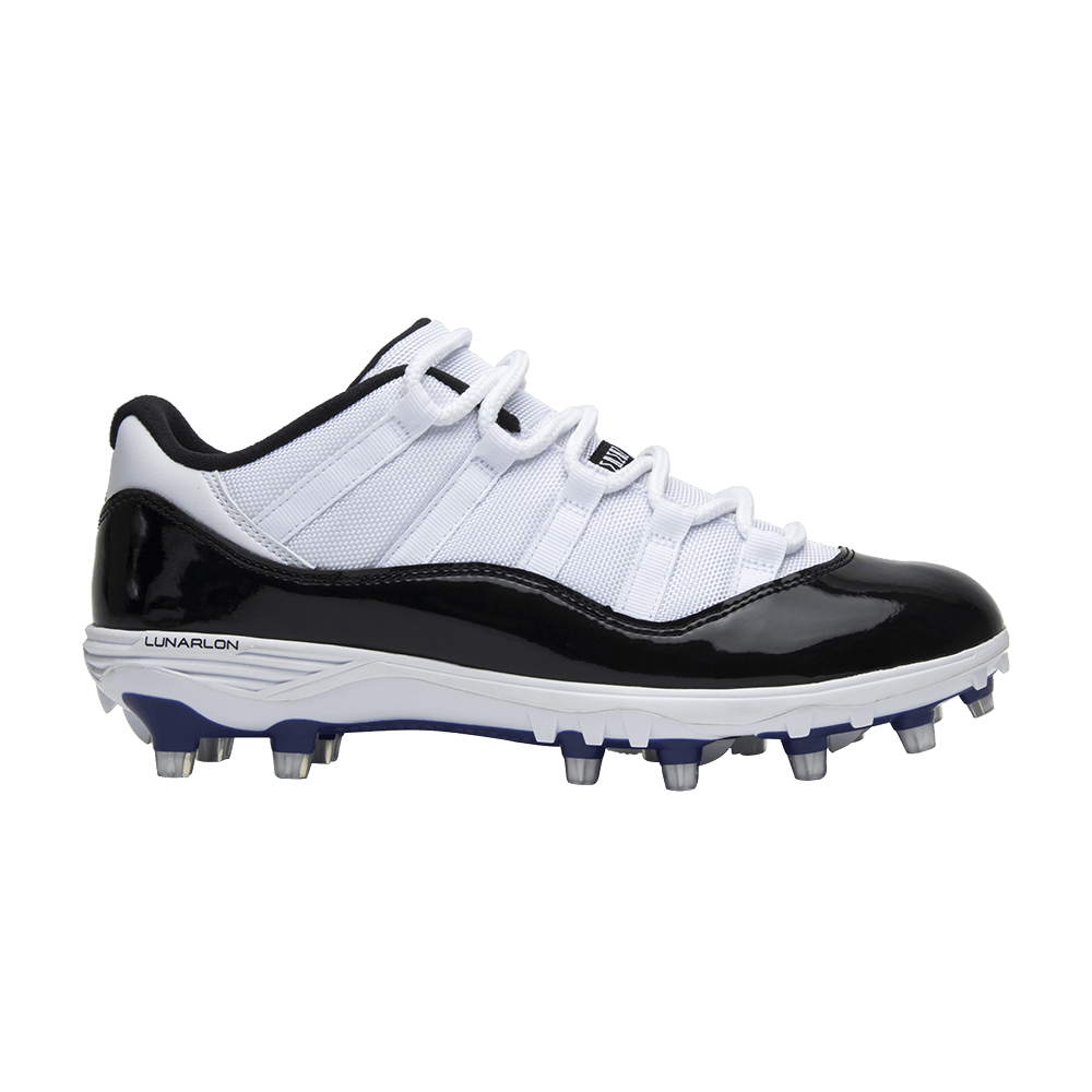 Jordan 11 shop football cleats low