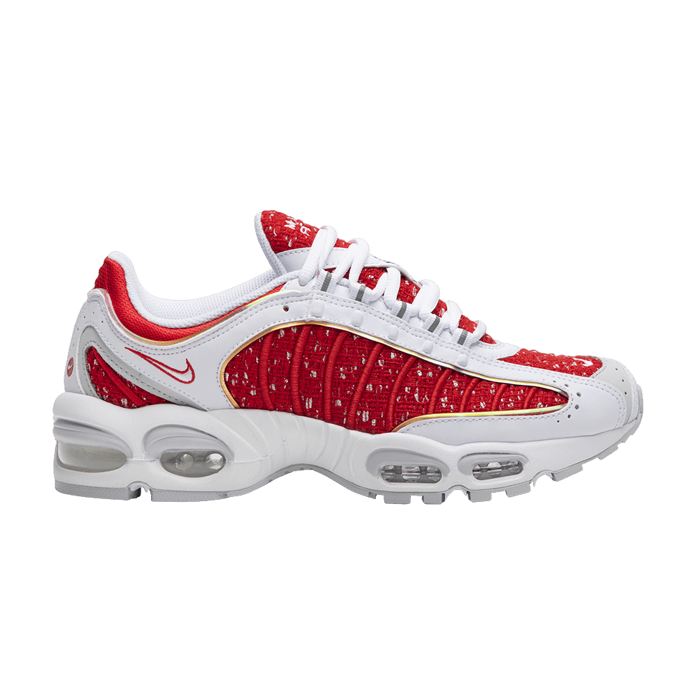 Nike top tailwind supreme