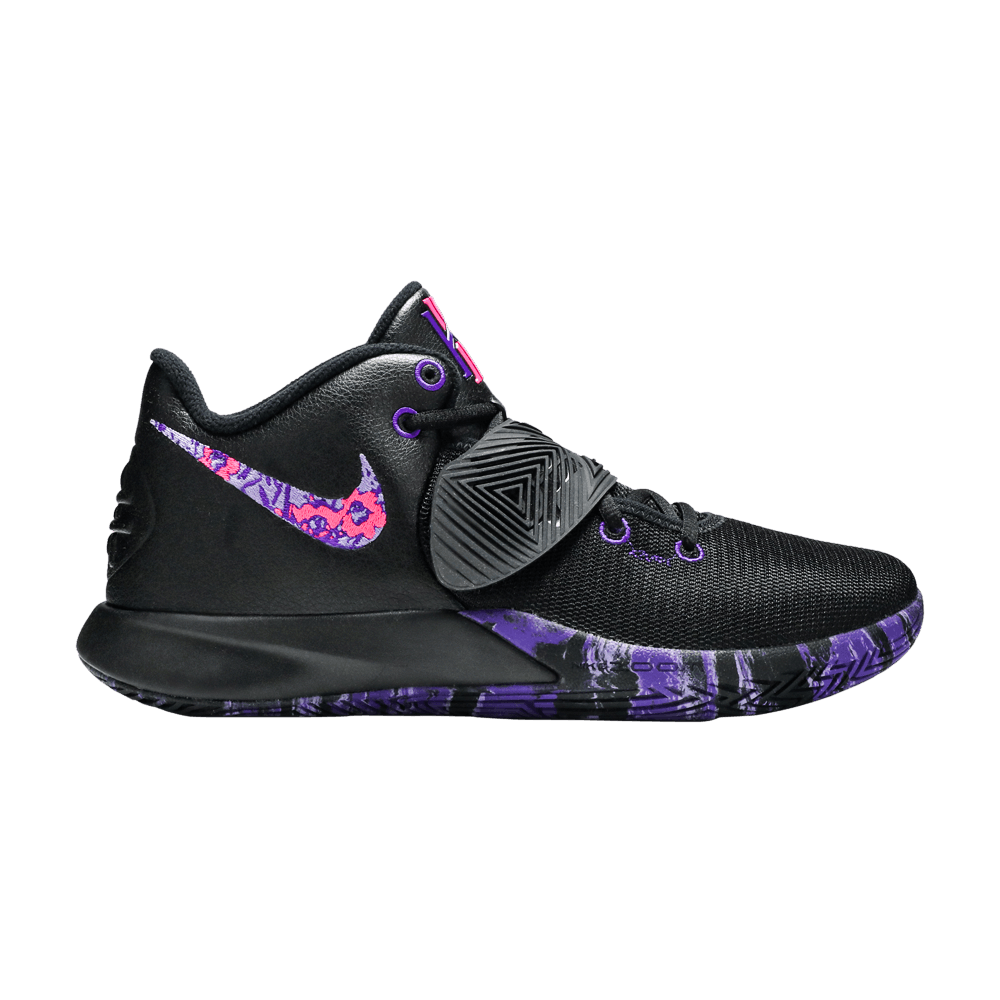 Kyrie flytrap hot sale 3 purple