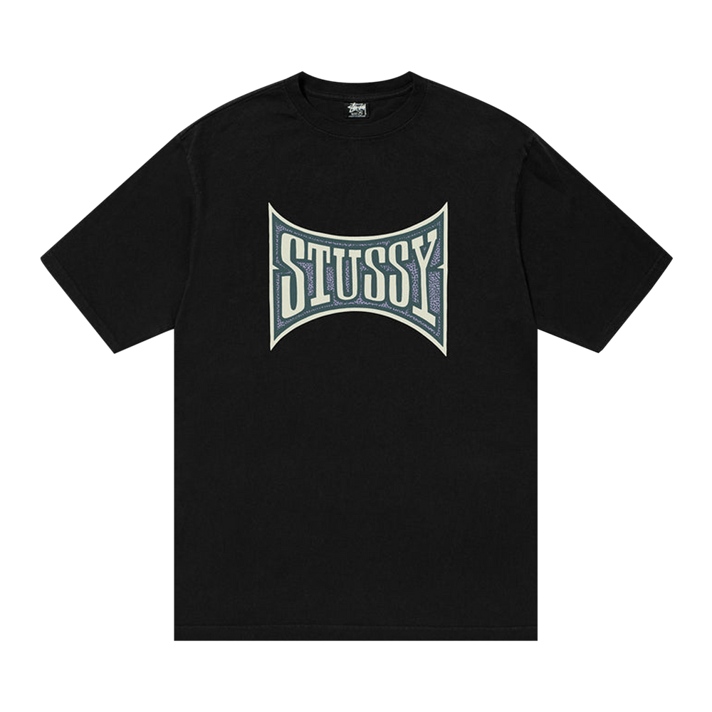 ★送料・関税込★Stussy★CAMELOT TEE PIGMENT DYED★ BLACK★ Stüssy: Men's Camelot Pig. Dyed Tee (Black) | DSMNY E-SHOP