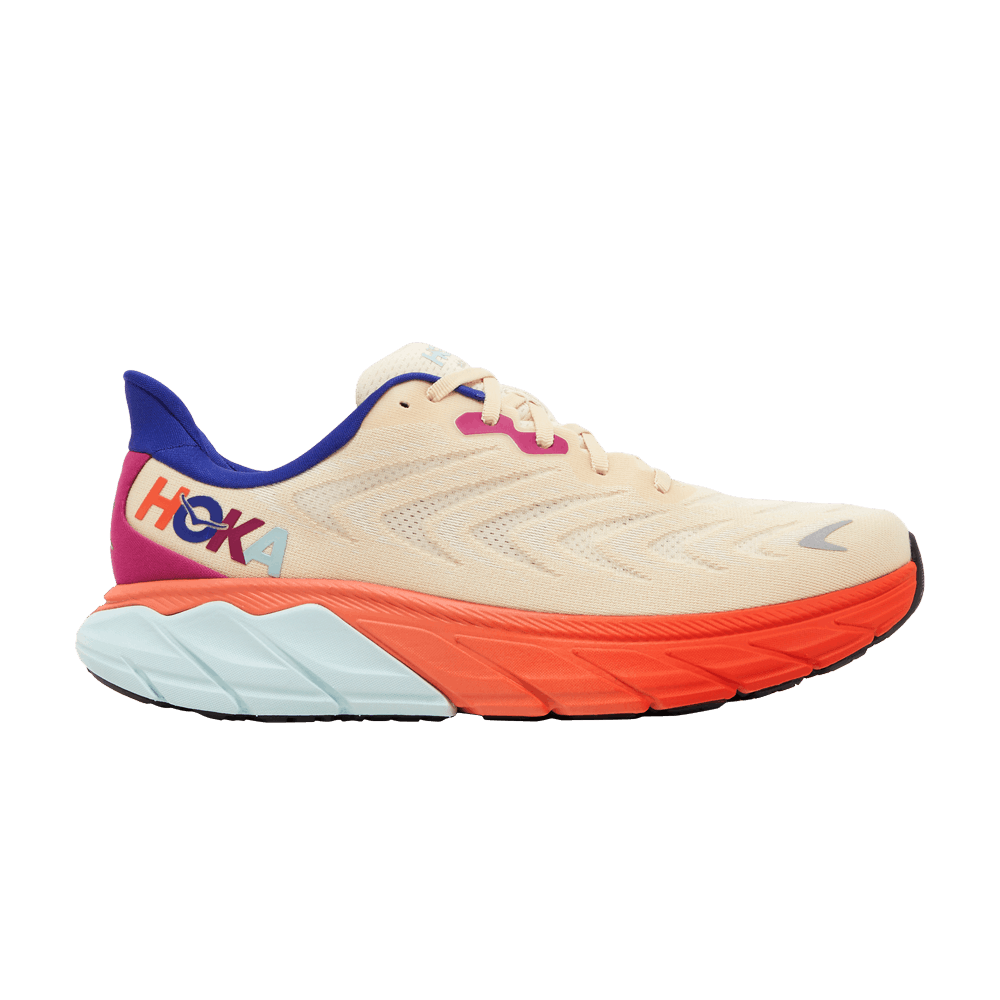 HOKA Arahi 6 Short Bread Fiesta