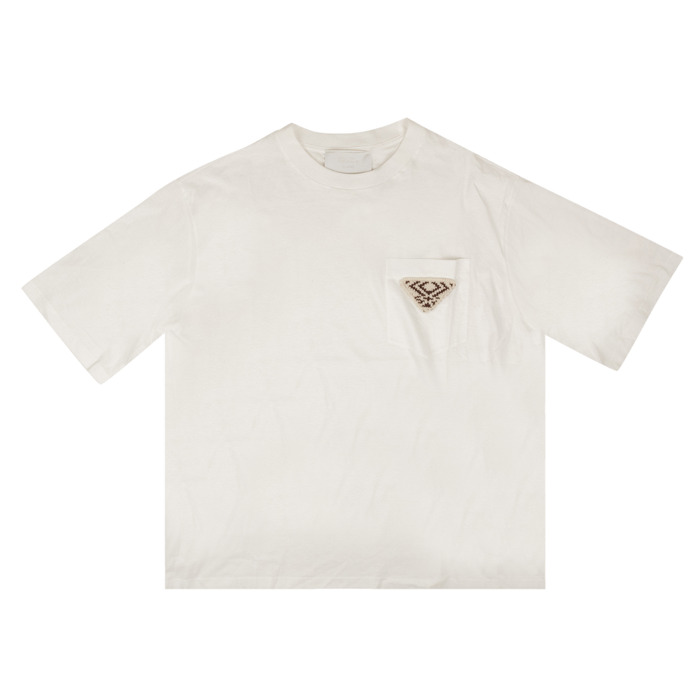 【関税＆送料込み】Prada Logo-Patch T-Shirt Prada Logo Patch T-shirt in Black | Lyst