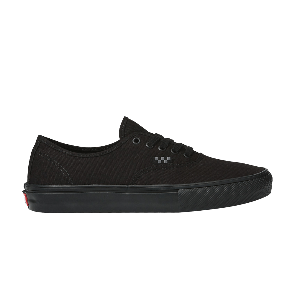 Skate Authentic Triple Black