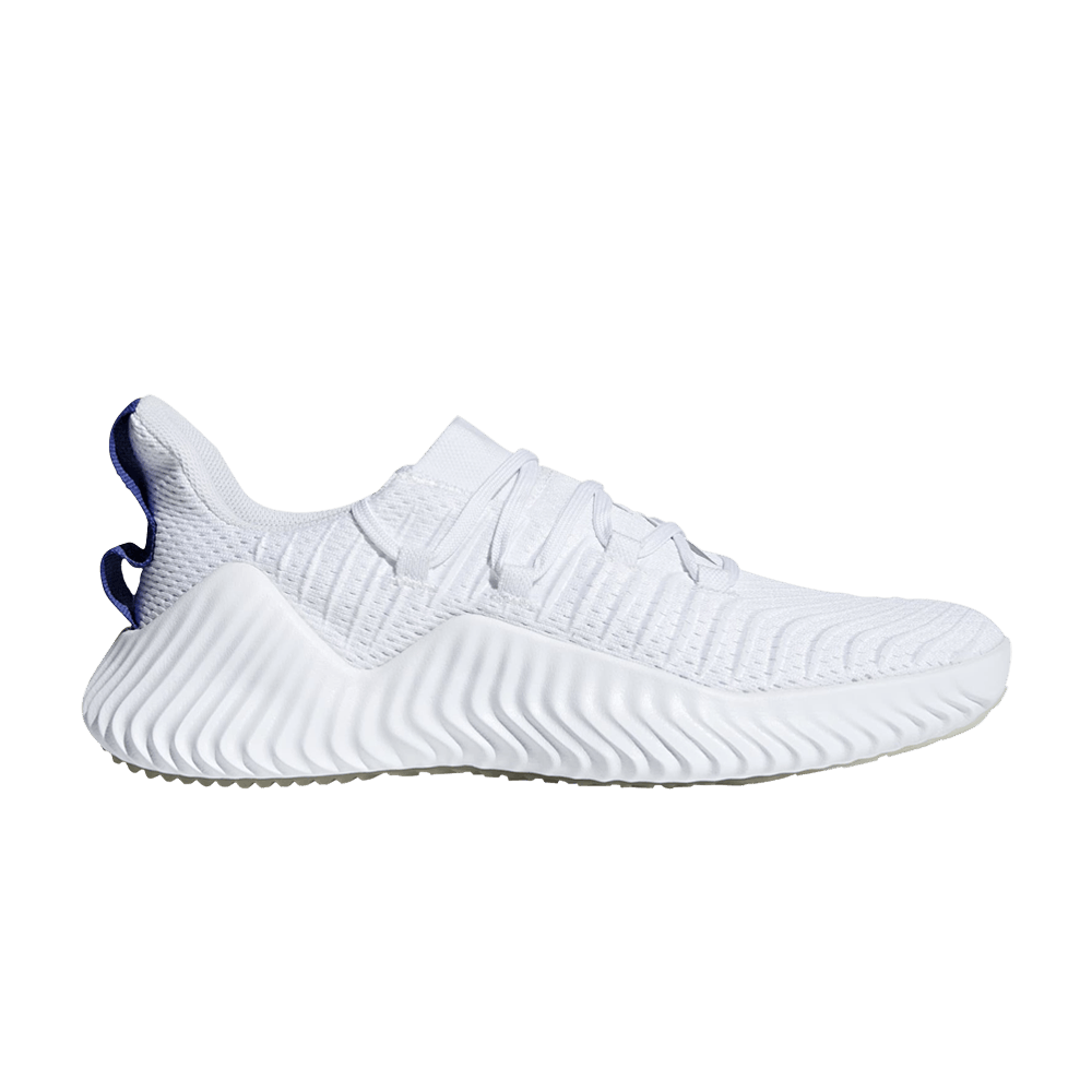 Adidas fashion alphabounce trainer white