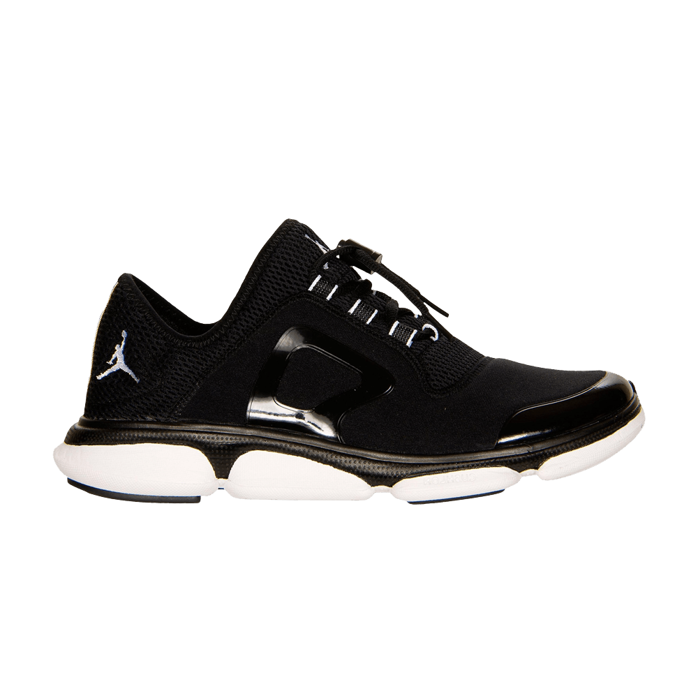 Jordan rcvr shoes top