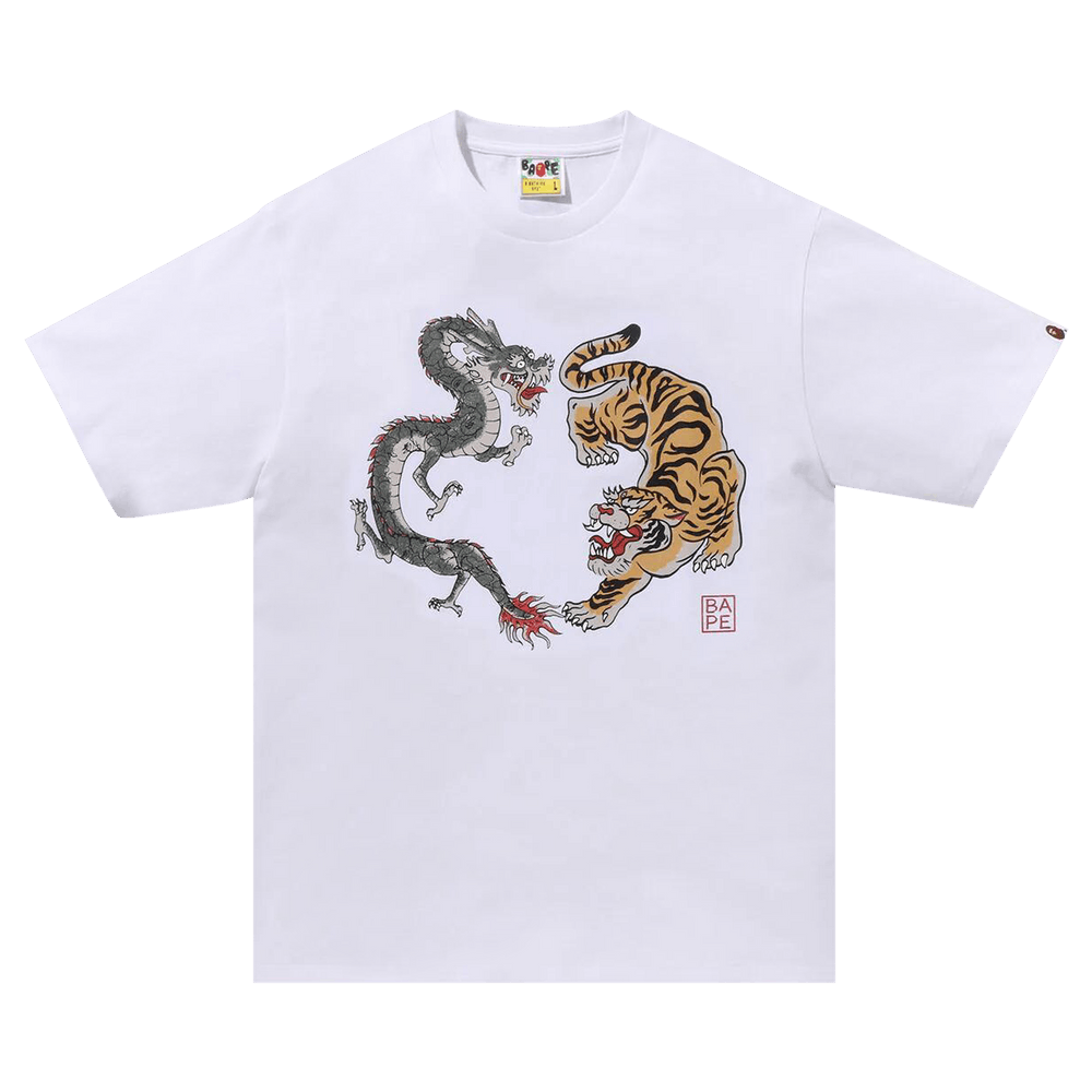 タキマキCUP IN TEE GRAPHIC TEE シンプルながら目を引く半袖Tシャツ。 コミカルな虎