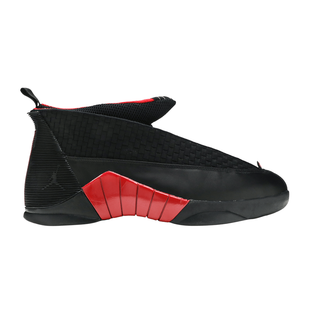 Red jordan 15 deals