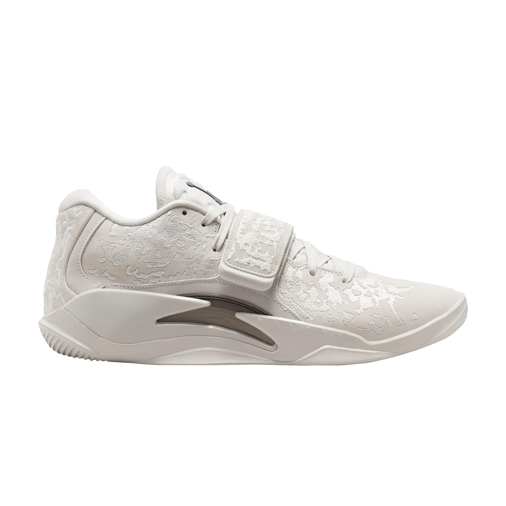 Air Jordan Zion 3 M.U.D. SE Light Bone