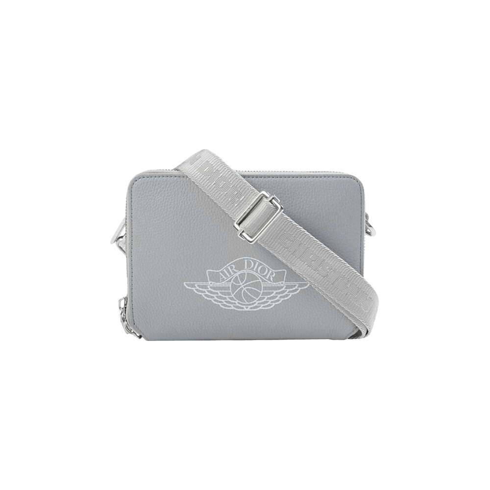 Air dior side bag outlet
