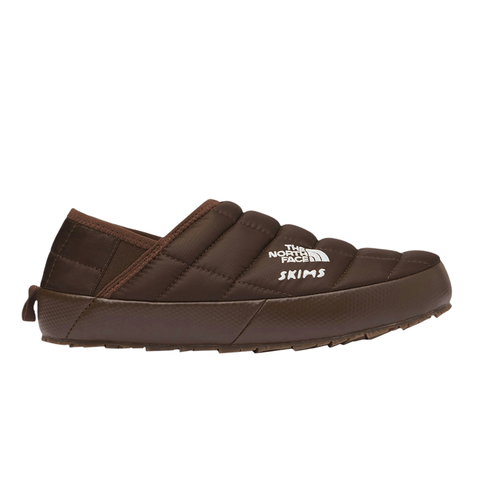 Buy SKIMS x The North Face Wmns Thermoball Traction Mule 5 'Cocoa