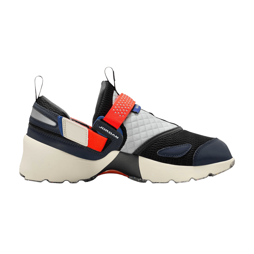 Air Jordan Wmns Jordan Trunner Lx 'rare Air'