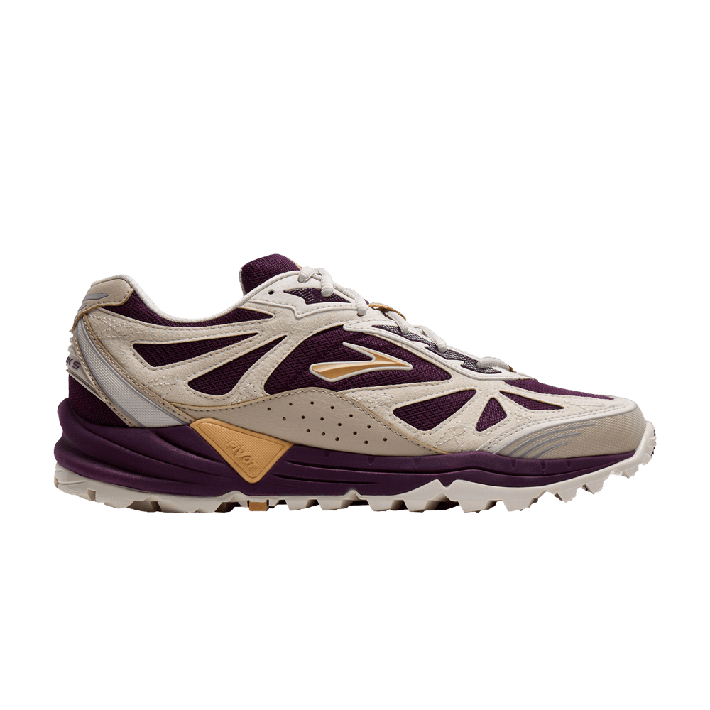 Brooks Cascadia 1 Beet Moonbeam