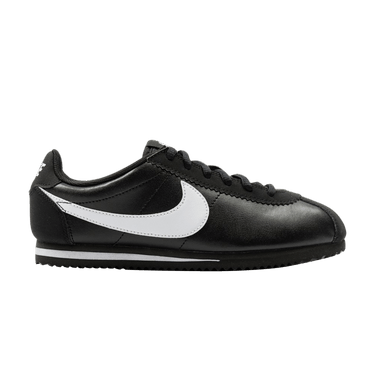 Nike cortez black shop sole