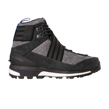 Xhibition x adidas Terrex Tracefinder 'Black'