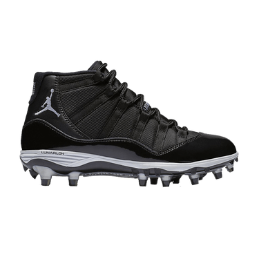 Jordan 11 on sale molded cleats