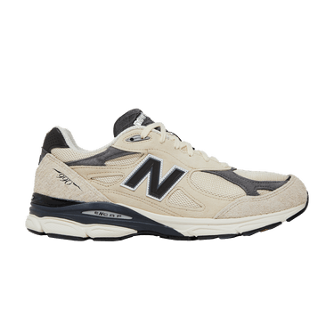 New Balance 990v3