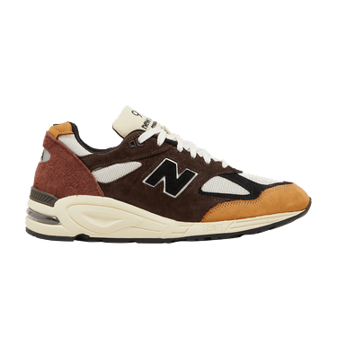 New Balance 990v2