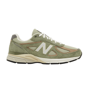 New Balance 990v4
