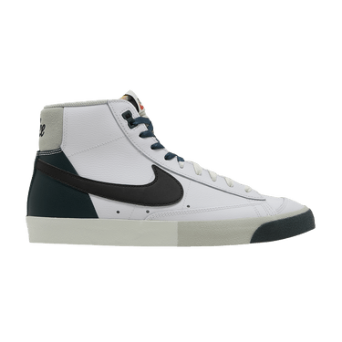 【NIKE】ブレーザー ミッド 77 プレミアム Amazon.co.jp: Nike (ナイキ) メンズ ブレザー ミッド 77
