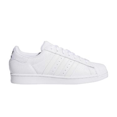 Vitória Mendonça x adidas Superstar ADV 'Textures of Street Skating'