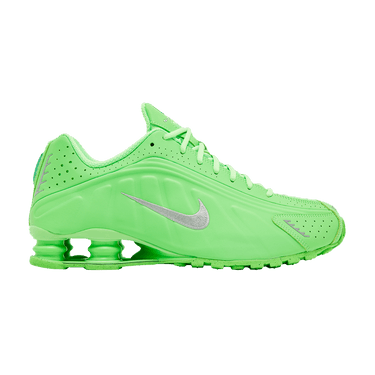 Nike Wmns Shox R4 'Green Strike'