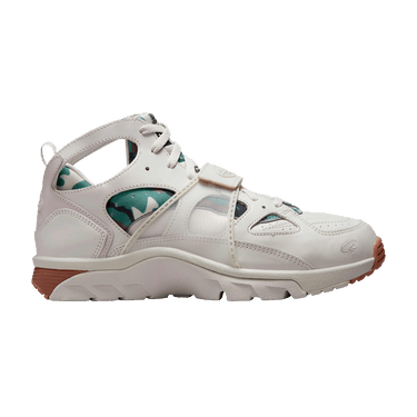 Corteiz x Nike Air Trainer Huarache 'Light Bone'