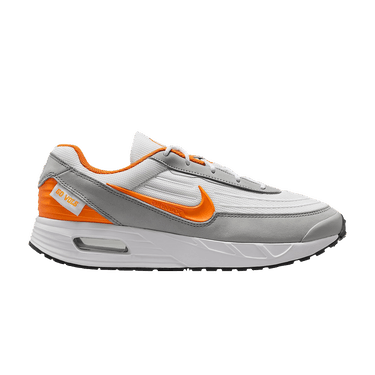 NCAA x Nike Air Max Verse 'Tennessee'
