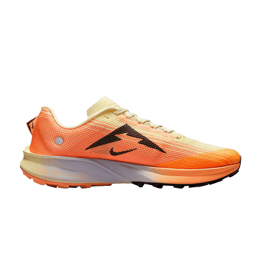Nike Kiger 10 'Alabaster Total Orange'
