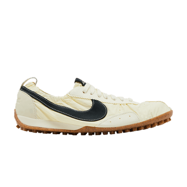 Buy Jacquemus x Nike Wmns Moon Shoe SP 'Alabaster' - HV8547 700 | GOAT