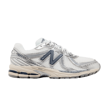 New Balance 860v2