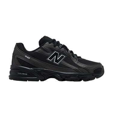 New Balance 740