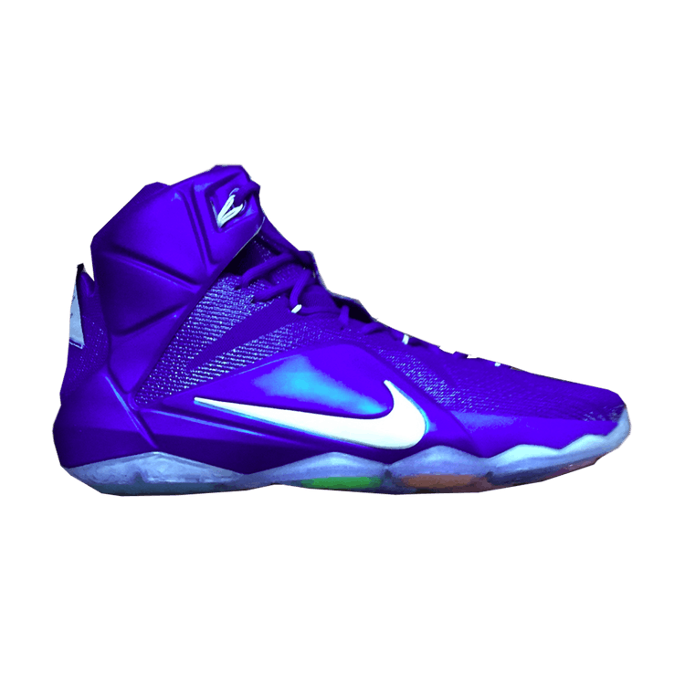 lebron james lavender shoes