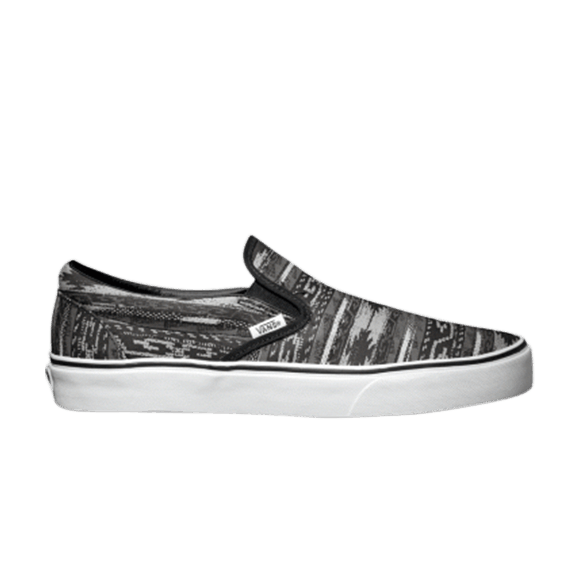 Classic Slip-on (Van Doren) Black/ Stripes