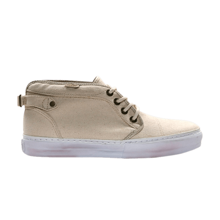 Chukka Buckleback Lx