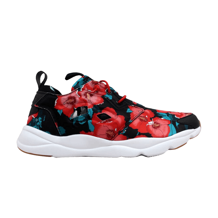 Wmns Furylite FG ' Red Flowers'